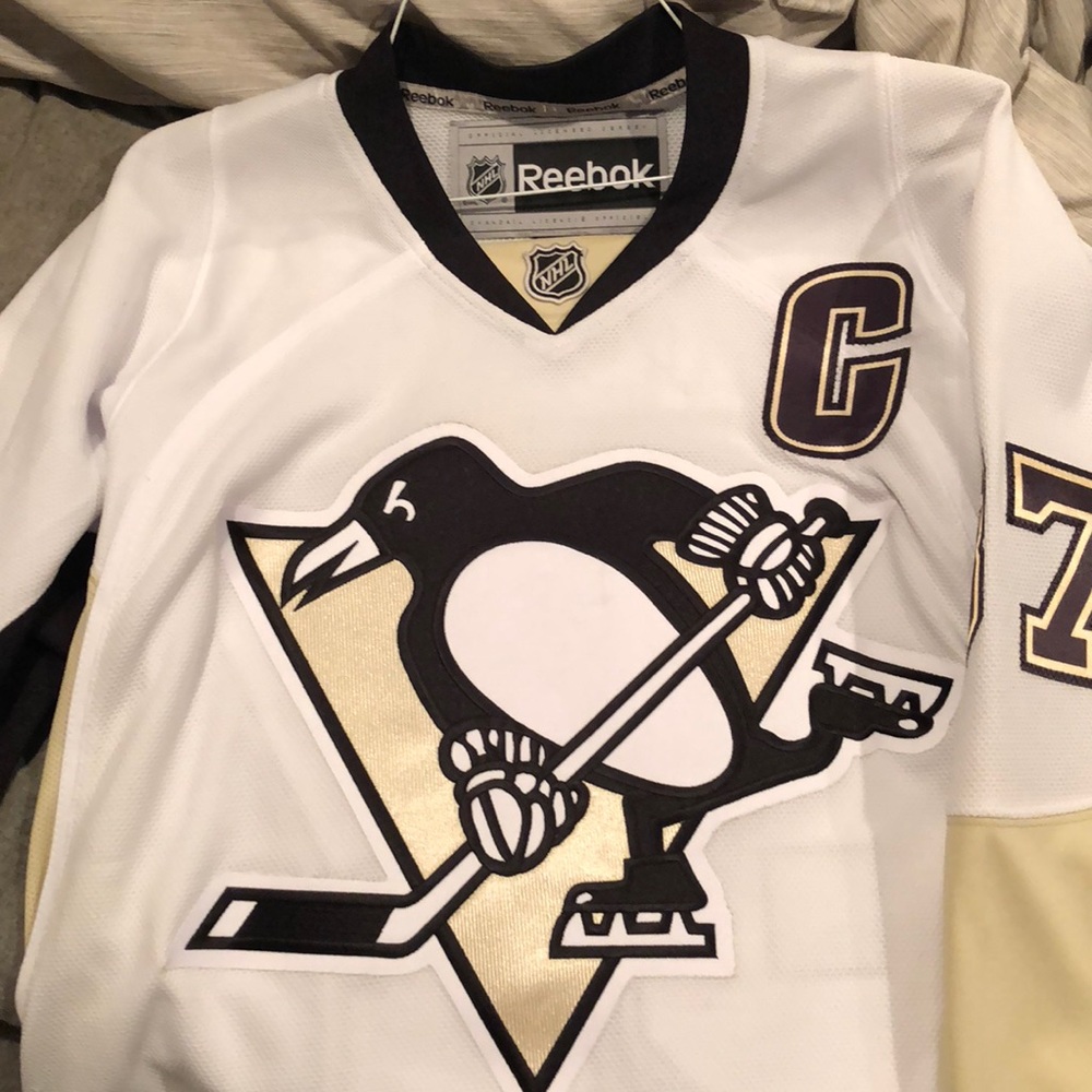 Pittsburgh Penguins Crosby stitched jersey